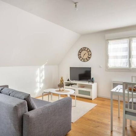 Grand Confort, Appartement Osny Екстер'єр фото